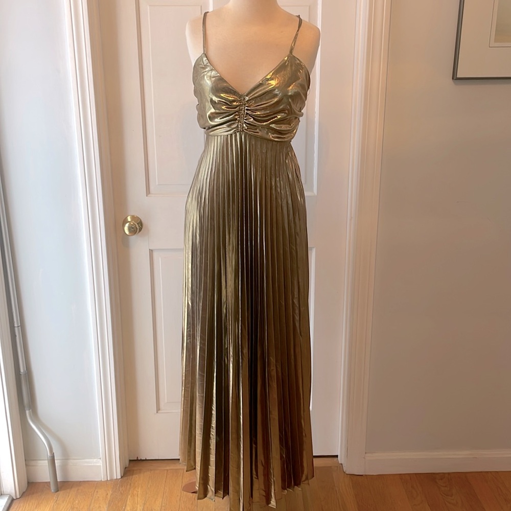 70's vibes!!Metallic gold pleated dress Thirty
Thirty LA size M